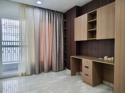 Bedroom Image of 4500 Sq.ft 5 BHK Builder Floor for rent in Vasant Kunj New Delhi for Rs. 210000