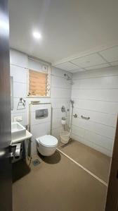Bathroom Image of 1600 Sq.ft 2.5 BHK Apartment / Flat for sale in Ahura The Latitude D, Kondhwa Pune for Rs. 13000000