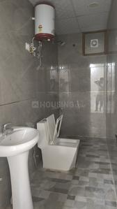 Image of 2000 Sq.ft 4 BHK Apartment / Flat for rent in Sector 104, Noida for Rs. 56000
