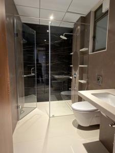 Bathroom Image of 2700 Sq.ft 3.5 BHK Apartment / Flat for sale in Pristine Kyra, Lohegaon Pune for Rs. 45500000