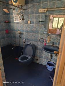 Bathroom Image of 1400 Sq.ft 3 BHK Apartment / Flat for sale in Thiruvanmiyur Chennai for Rs. 15000000