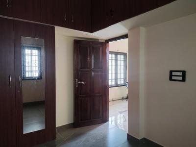Bedroom Image of 2100 Sq.ft 4 BHK Independent House for sale in Sithalapakkam Chennai for Rs. 15000004