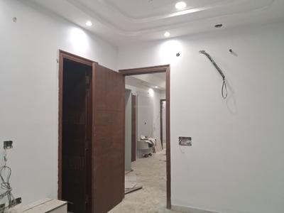 Bedroom Image of 1350 Sq.ft 3 BHK Builder Floor for sale in Paschim Vihar New Delhi for Rs. 27000000