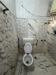 Bathroom Image of 800 Sq.ft 1 RK Builder Floor for rent in Bhai Randhir Singh Nagar Ludhiana for Rs. 9000