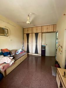 Bedroom Image of 950 Sq.ft 2 BHK Apartment / Flat for sale in Radhika Apartment, Kandivali West Mumbai for Rs. 16500000