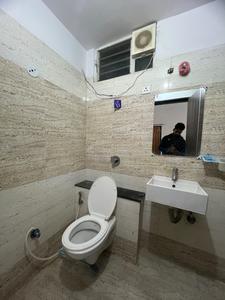 Bathroom Image of 1000 Sq.ft 2 BHK Apartment / Flat for rent in Dream New Race Course, Pipliya Kumar Indore for Rs. 24000