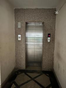 Image of 1560 Sq.ft 3 BHK Apartment / Flat for sale in Chinar Park, Kolkata for Rs. 15000000