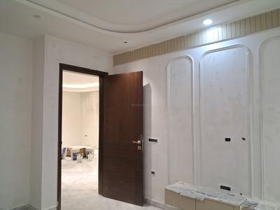 Bedroom Image of 1800 Sq.ft 3 BHK Builder Floor for rent in Paschim Vihar New Delhi for Rs. 66000