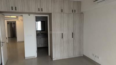 Bedroom Image of 1600 Sq.ft 3 BHK Apartment / Flat for sale in Emaar Emerald Floors Premier Phase 3, Sector 65 Gurgaon for Rs. 34000000