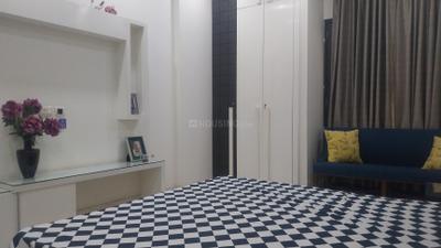 Bedroom Image of 3000 Sq.ft 4 BHK Builder Floor for rent in South Extension II New Delhi for Rs. 175000