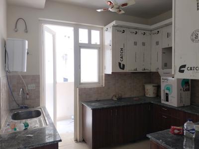 Kitchen Image of 2125 Sq.ft 3 BHK Apartment / Flat for sale in Amrapali Heartbeat City IV, Sector 107 Noida for Rs. 23375000