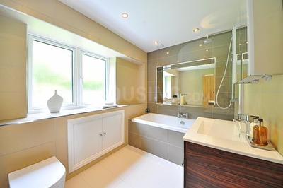 Kitchen Image of 1680 Sq.ft 3 BHK Apartment / Flat for sale in Calvin Shresth Vasant Kunj CHS Ltd, Santacruz West Mumbai for Rs. 80000000