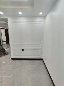 Bedroom Image of 2400 Sq.ft 4 BHK Apartment / Flat for rent in Hare Krishna Apartment, Bharat Vihar New Delhi for Rs. 55000