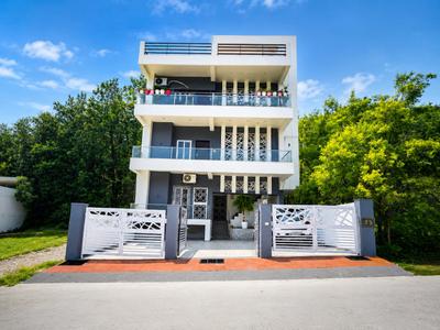 Building Image of 2200 Sq.ft 3 BHK Builder Floor for sale in Canal Road Dehradun for Rs. 21000000