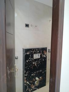 Bathroom Image of 1500 Sq.ft 3 BHK Apartment / Flat for sale in Vasant Kunj New Delhi for Rs. 17000000