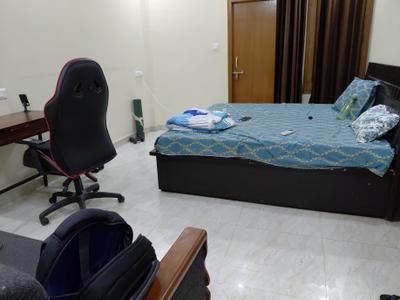 Bedroom Image of 1250 Sq.ft 2 BHK Builder Floor for rent in Sushant Golf City Lucknow for Rs. 20000