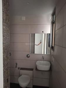 Bathroom Image of 1760 Sq.ft 3 BHK Apartment / Flat for sale in Aaravi 119, Shilaj Ahmedabad for Rs. 8949000