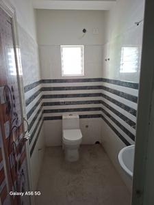 Bathroom Image of 1080 Sq.ft 3 BHK Apartment / Flat for sale in Patuli Kolkata for Rs. 6696000