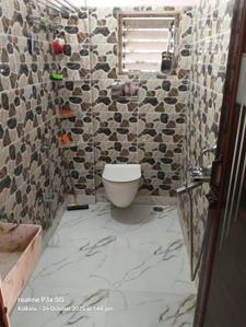 Image of 700 Sq.ft 2 BHK Apartment / Flat for sale in Beliaghata, Kolkata for Rs. 3700000