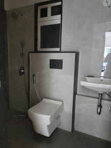 Common Bathroom Image of 950 Sq.ft 2 BHK Apartment / Flat for sale in Nicco Residency, Andheri East Mumbai for Rs. 22700000