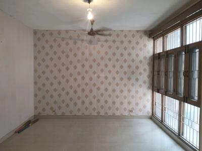 Living Room Image of 1600 Sq.ft 3 BHK Apartment / Flat for sale in Panchwati Apartment, Vikaspuri New Delhi for Rs. 27000000