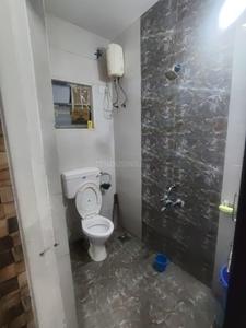 Bathroom Image of 800 Sq.ft 2 BHK Apartment / Flat for rent in Vadsar Vadodara for Rs. 19000