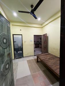 Bedroom Image of 950 Sq.ft 1 BHK Studio for rent in Bhelupur Varanasi for Rs. 6000