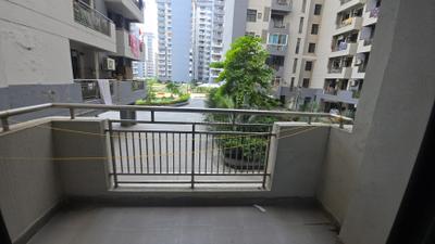 Balcony Image of 1381 Sq.ft 3 BHK Apartment / Flat for sale in CGEWHO Kendriya Vihar, Phi II Greater Noida for Rs. 16000000