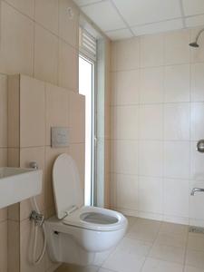 Common Bathroom Image of 750 Sq.ft 1.5 BHK Apartment / Flat for rent in Godrej Emerald, Thane West Thane for Rs. 21333