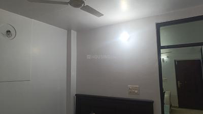 Bedroom Image of 850 Sq.ft 3 BHK Builder Floor for sale in Dwarka Mor New Delhi for Rs. 4800000