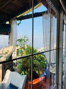 Balcony Image of 3000 Sq.ft 4 BHK Apartment / Flat for sale in Sea Hill Apartments, Khar West Mumbai for Rs. 84500000