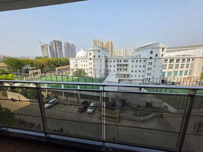 Balcony Image of 1500 Sq.ft 3 BHK Apartment / Flat for sale in Amanora Gateway Towers, Hadapsar Pune for Rs. 32000000