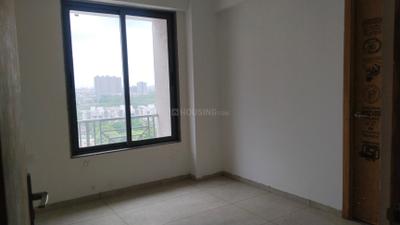 Bedroom Image of 855 Sq.ft 3 BHK Apartment / Flat for sale in Palm Glory IV, Sola Ahmedabad for Rs. 11500000