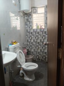 Bathroom Image of 850 Sq.ft 2 BHK Apartment / Flat for sale in Rahul Eastview, Hadapsar Pune for Rs. 7000000