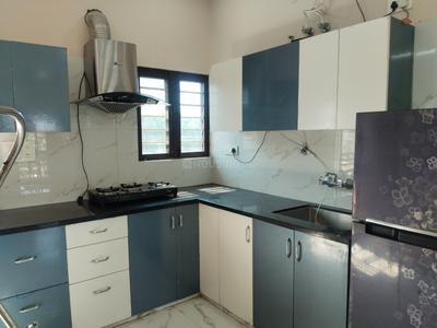 Kitchen Image of 1600 Sq.ft 2 BHK Builder Floor for rent in GMS Road Dehradun for Rs. 26000