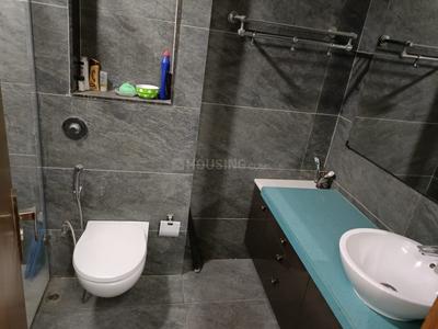 Bathroom Image of 4000 Sq.ft 4.5 BHK Apartment / Flat for sale in Naiknavare Pride The Spires, Aundh Pune for Rs. 82500000