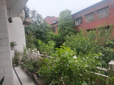 Image of 1440 Sq.ft 3 BHK Builder Floor for sale in Mukherjee Nagar, New Delhi for Rs. 13500000