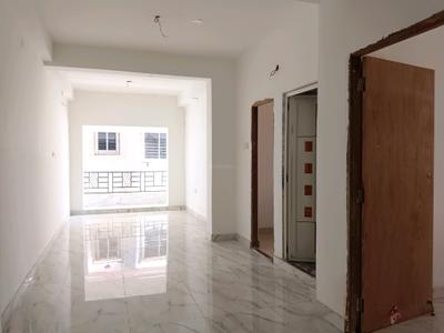 Living Room Image of 1000 Sq.ft 2 BHK Apartment / Flat for sale in Kasba Kolkata for Rs. 5600000