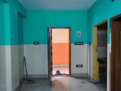 Living Room Image of 700 Sq.ft 2 BHK Apartment / Flat for rent in Annapurna Swapnil Apartment, Rahara Kolkata for Rs. 9000