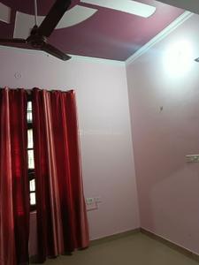Bedroom Image of 1800 Sq.ft 2 BHK Independent House for rent in Alambagh Lucknow for Rs. 10000