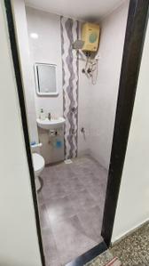 Bathroom Image of 1060 Sq.ft 2.5 BHK Apartment / Flat for rent in Navrangpura Ahmedabad for Rs. 30000