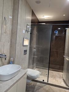 Bathroom Image of 1465 Sq.ft 3 BHK Builder Floor for rent in Gujranwala Town New Delhi for Rs. 45000