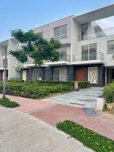 Image of 6200 Sq.ft 6 BHK Villa for sale in Godrej Golf Links Villas, Jaypee Greens, Greater Noida for Rs. 134500000