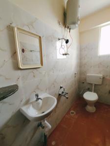 Image of 1280 Sq.ft 2 BHK Builder Floor for rent in Murugeshpalya, Bengaluru for Rs. 37000
