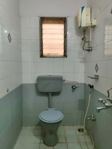 Common Bathroom Image of 650 Sq.ft 1 BHK Apartment / Flat for sale in VR Sukur Residency, Kasarvadavali Thane for Rs. 5900000