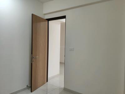 Bedroom Image of 850 Sq.ft 2 BHK Apartment / Flat for rent in Lodha Crown, Thane West Thane for Rs. 38000
