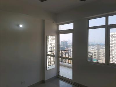 Bedroom Image of 800 Sq.ft 2 BHK Apartment / Flat for rent in Suncity Avenue 76, Sector 76 Gurgaon for Rs. 35000