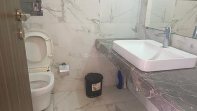 Image of 1750 Sq.ft 3 BHK Apartment / Flat for rent in Raheja Ridgewood, Goregaon East, Mumbai for Rs. 124999