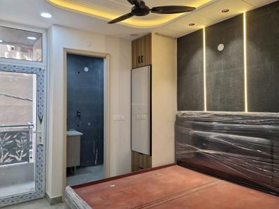 Bedroom Image of 810 Sq.ft 3 BHK Apartment / Flat for sale in Dwarka Mor New Delhi for Rs. 5100000