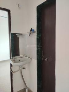 Bathroom Image of 596 Sq.ft 1 BHK Apartment / Flat for sale in Uruli Kanchan Pune for Rs. 1900000